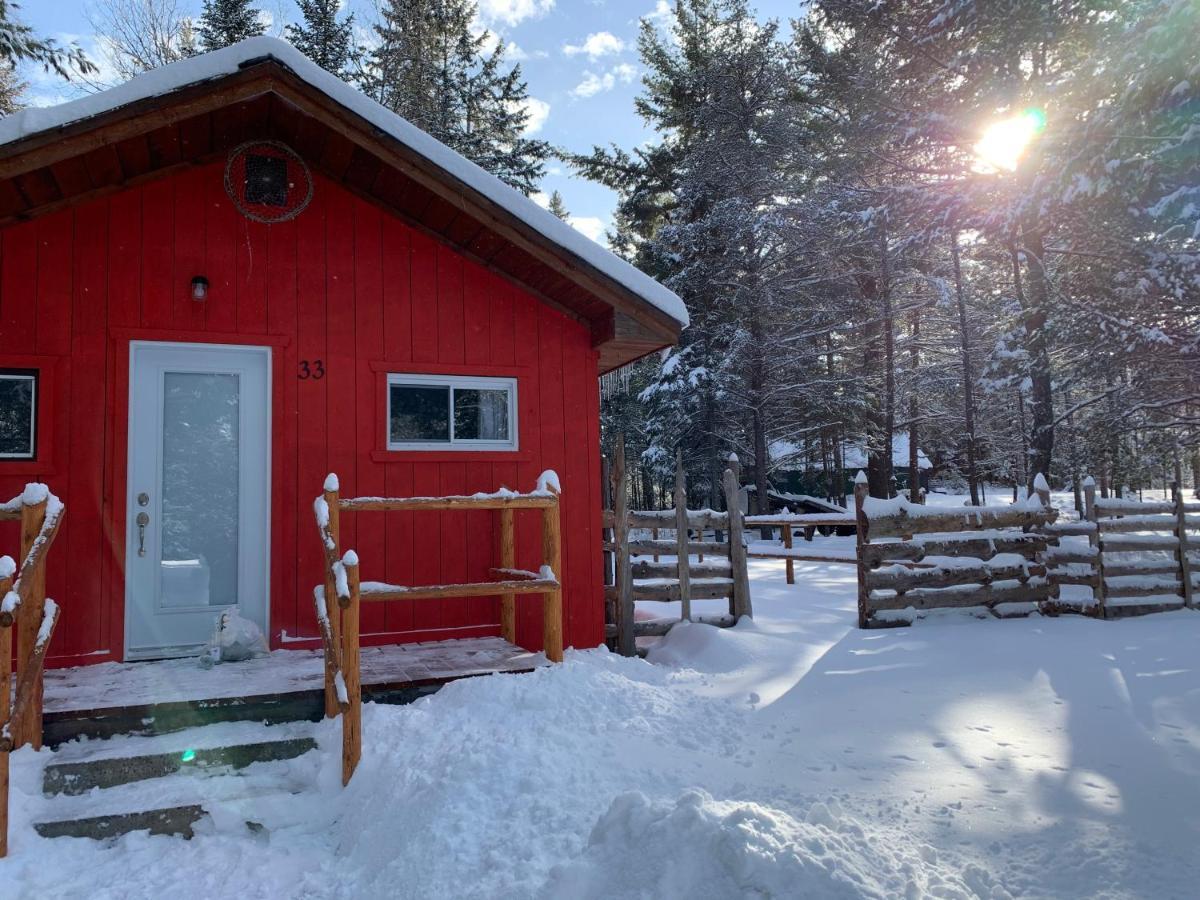 L'Auberge Refuge Du Trappeur Saint-Mathieu-du-Parc Eksteriør billede
