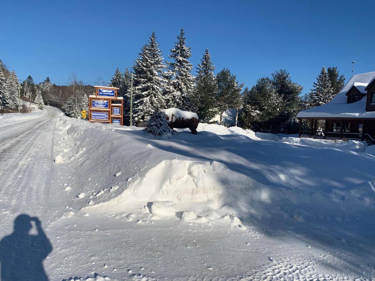 L'Auberge Refuge Du Trappeur Saint-Mathieu-du-Parc Eksteriør billede