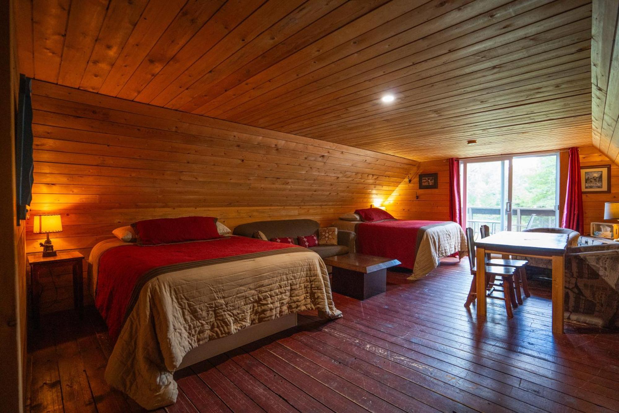 L'Auberge Refuge Du Trappeur Saint-Mathieu-du-Parc Eksteriør billede